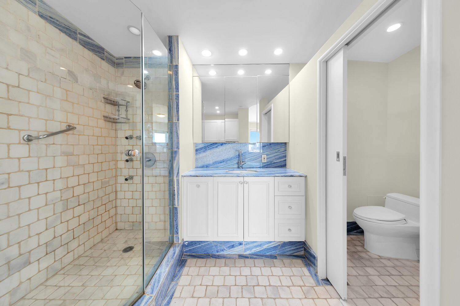 180 East End Avenue 18B Upper East Side New York NY 10128