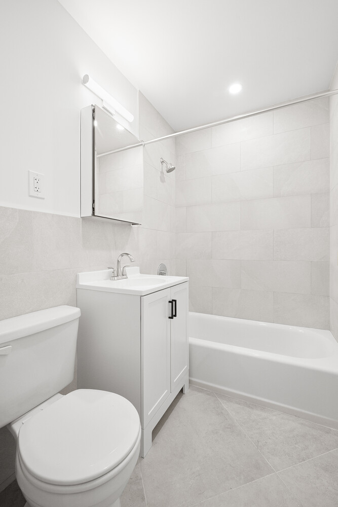 27 West 84th Street Upper West Side New York NY 10024