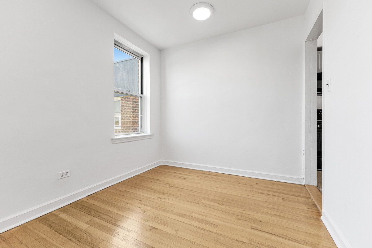 67-10 108th Street Forest Hills Queens NY 11375