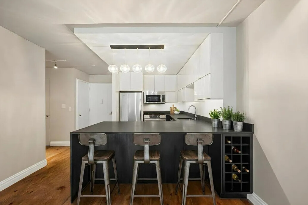 2 South End Avenue 2F Battery Park City New York NY 10280