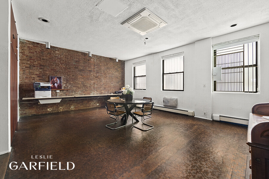 121 East 83rd Street Upper East Side New York NY 10028