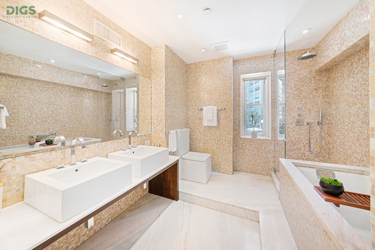 208 Spring Street 3 Soho New York NY 10012