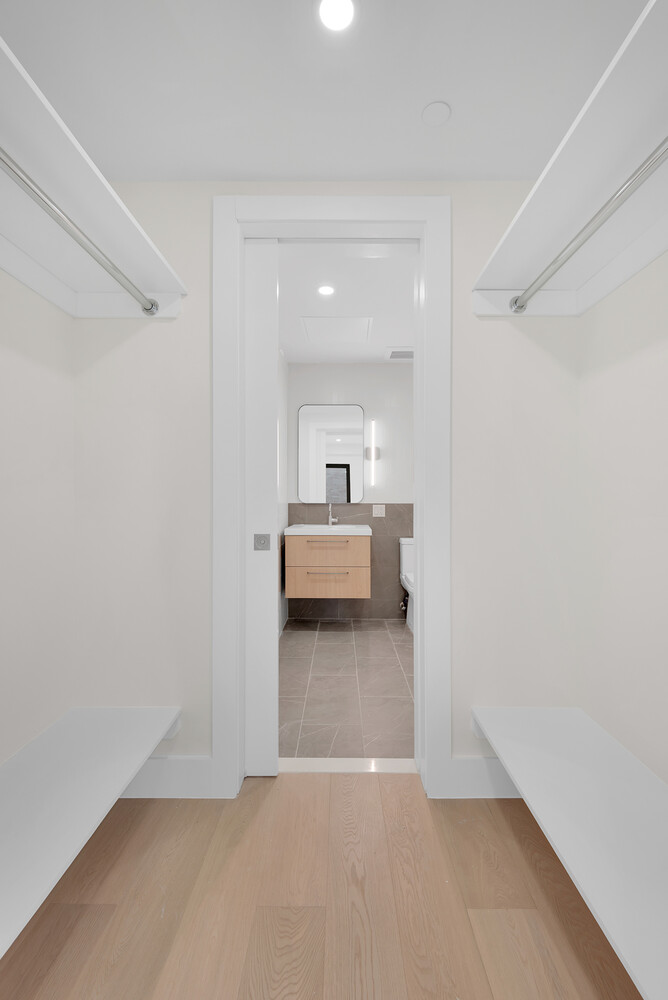 11-32 31st Avenue 4C Astoria Queens NY 11106