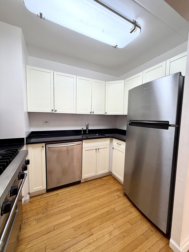 220 Manhattan Avenue 1U Manhattan Valley New York NY 10025