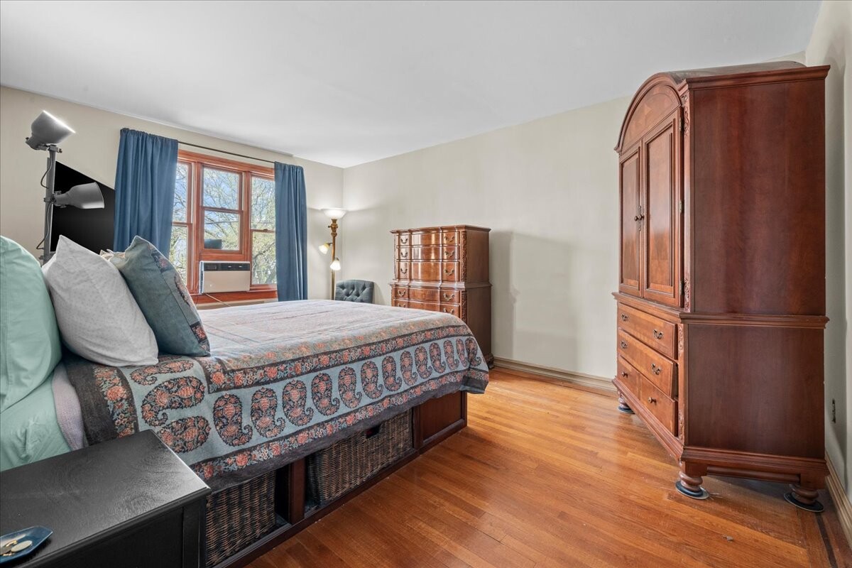 1728 East 33rd Street Marine Park Brooklyn NY 11234