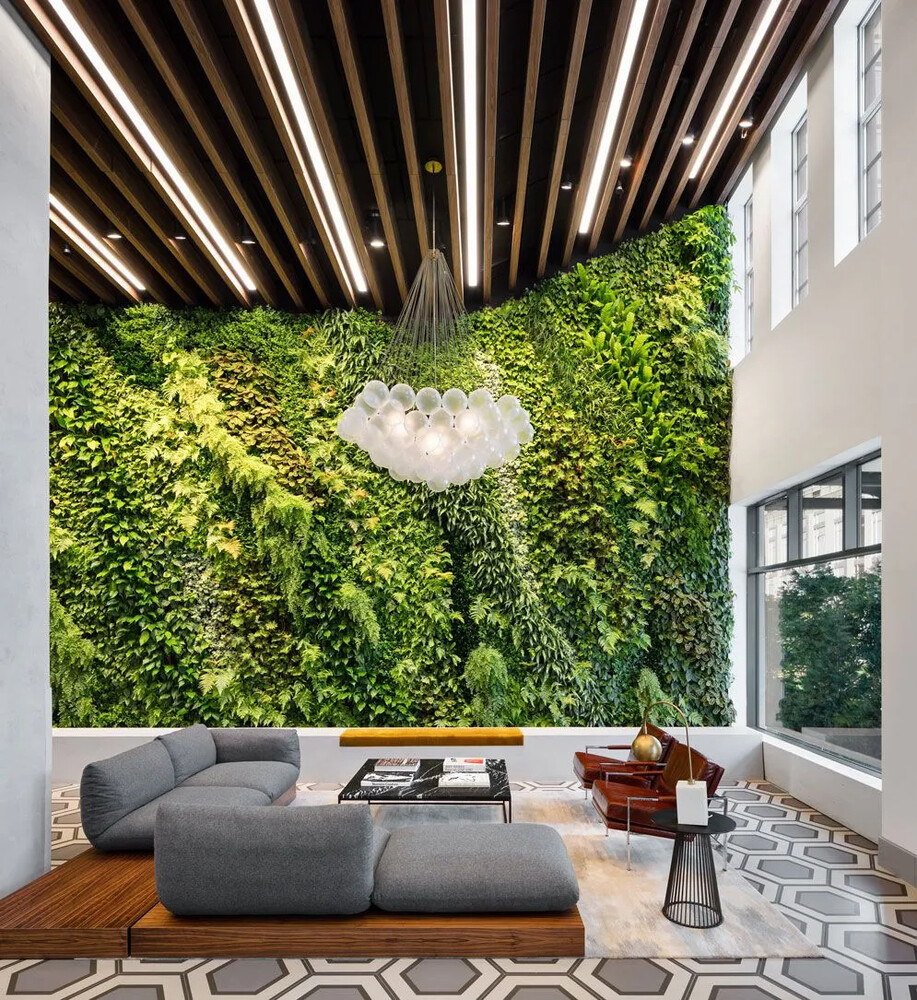 184 Kent Avenue B612 Williamsburg Brooklyn NY 11249