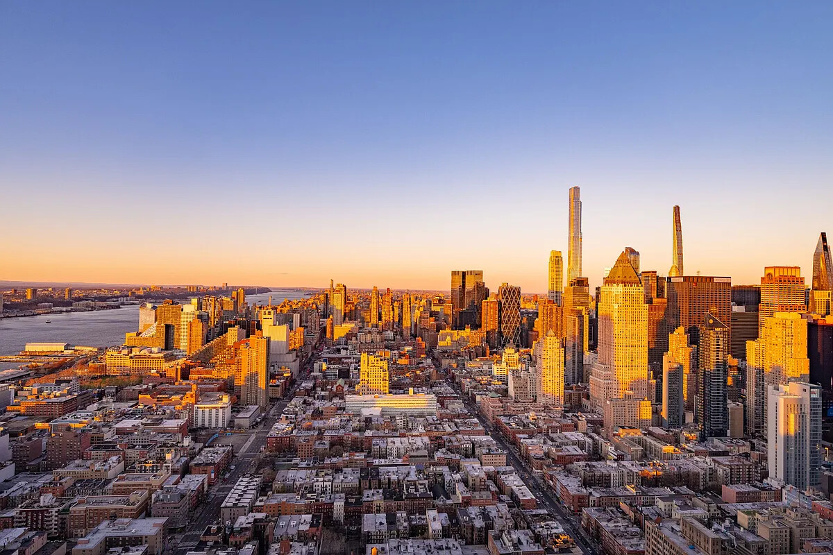 460 West 42nd Street 55A Clinton New York NY 10036