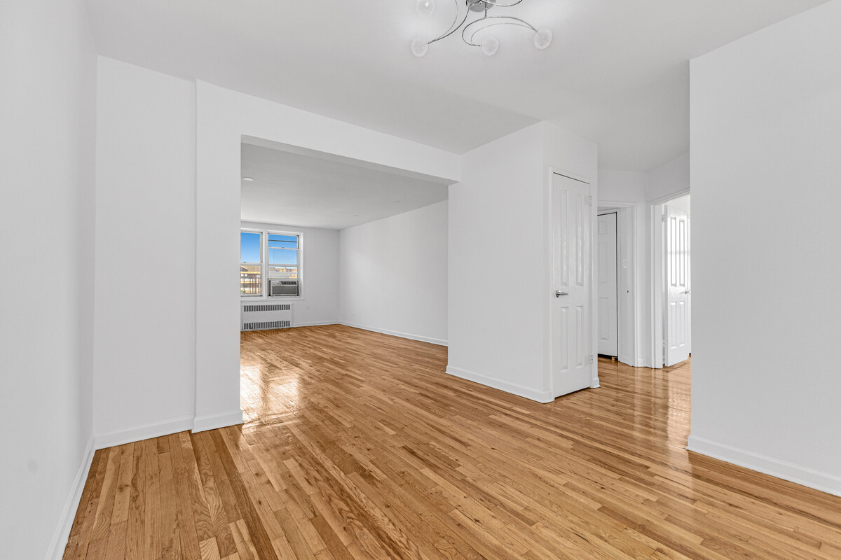 67-30 Clyde Street 5C Forest Hills Queens NY 11375