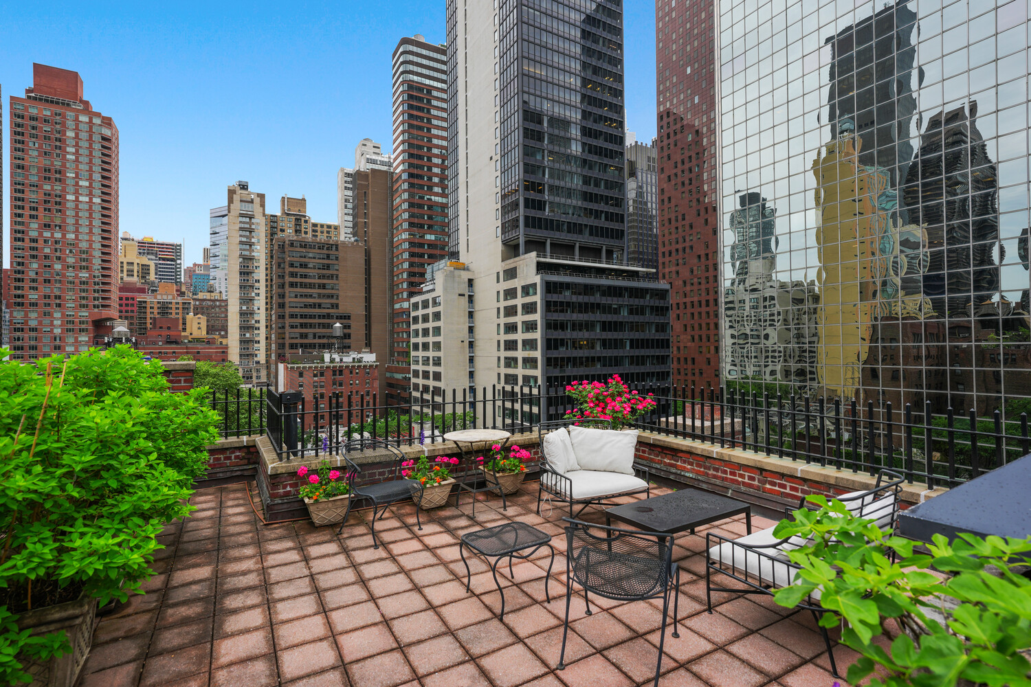 230 East 50th Street Turtle Bay New York NY 10022