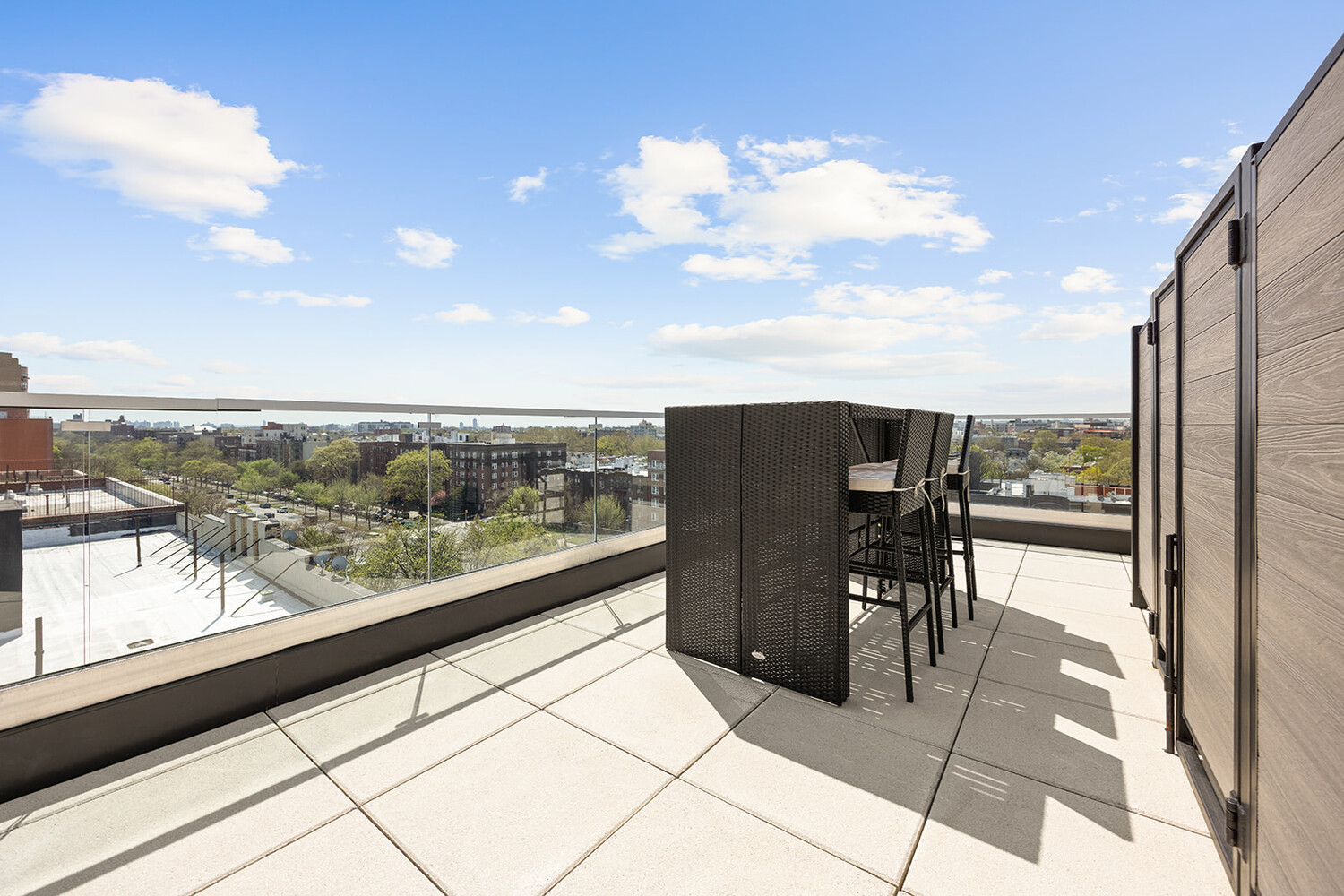 379 Ocean Parkway 7B Kensington Brooklyn NY 11218