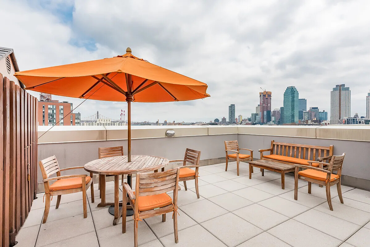 5-26 47th Road Long Island City Queens NY 11101