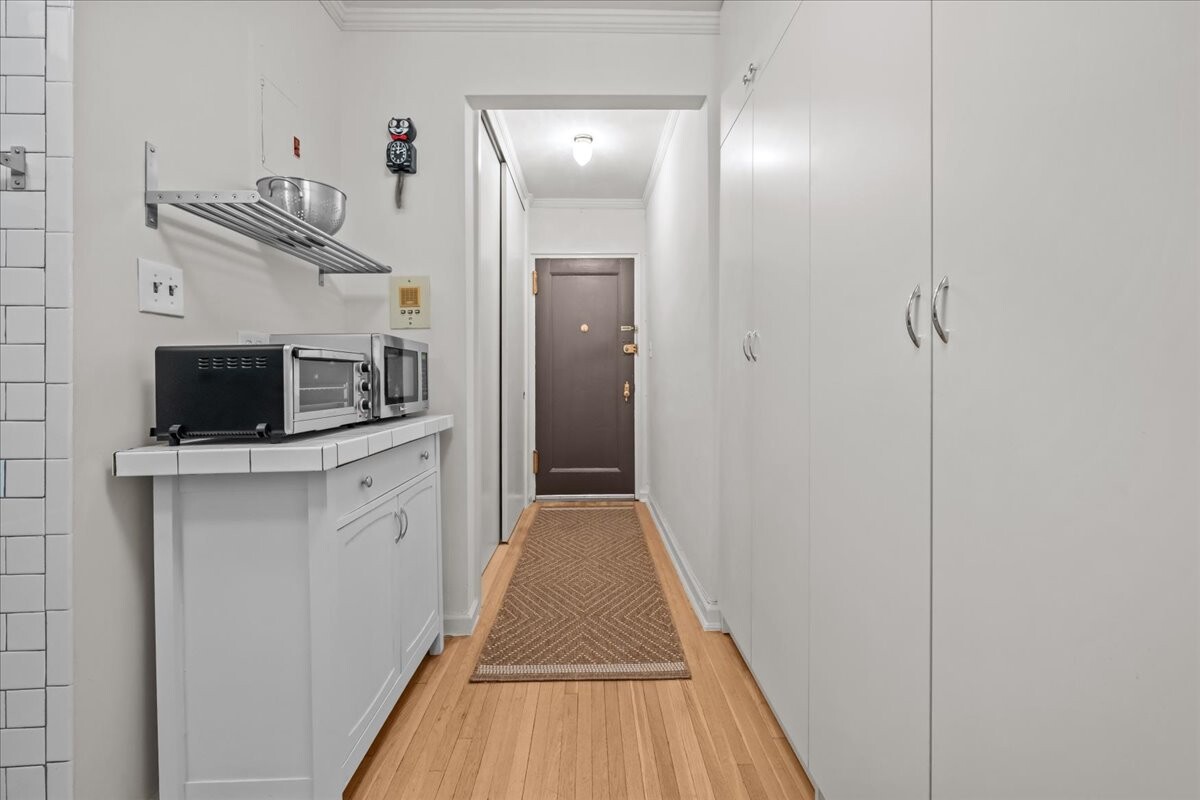 1125 Lorimer Street 2J Greenpoint Brooklyn NY 11222