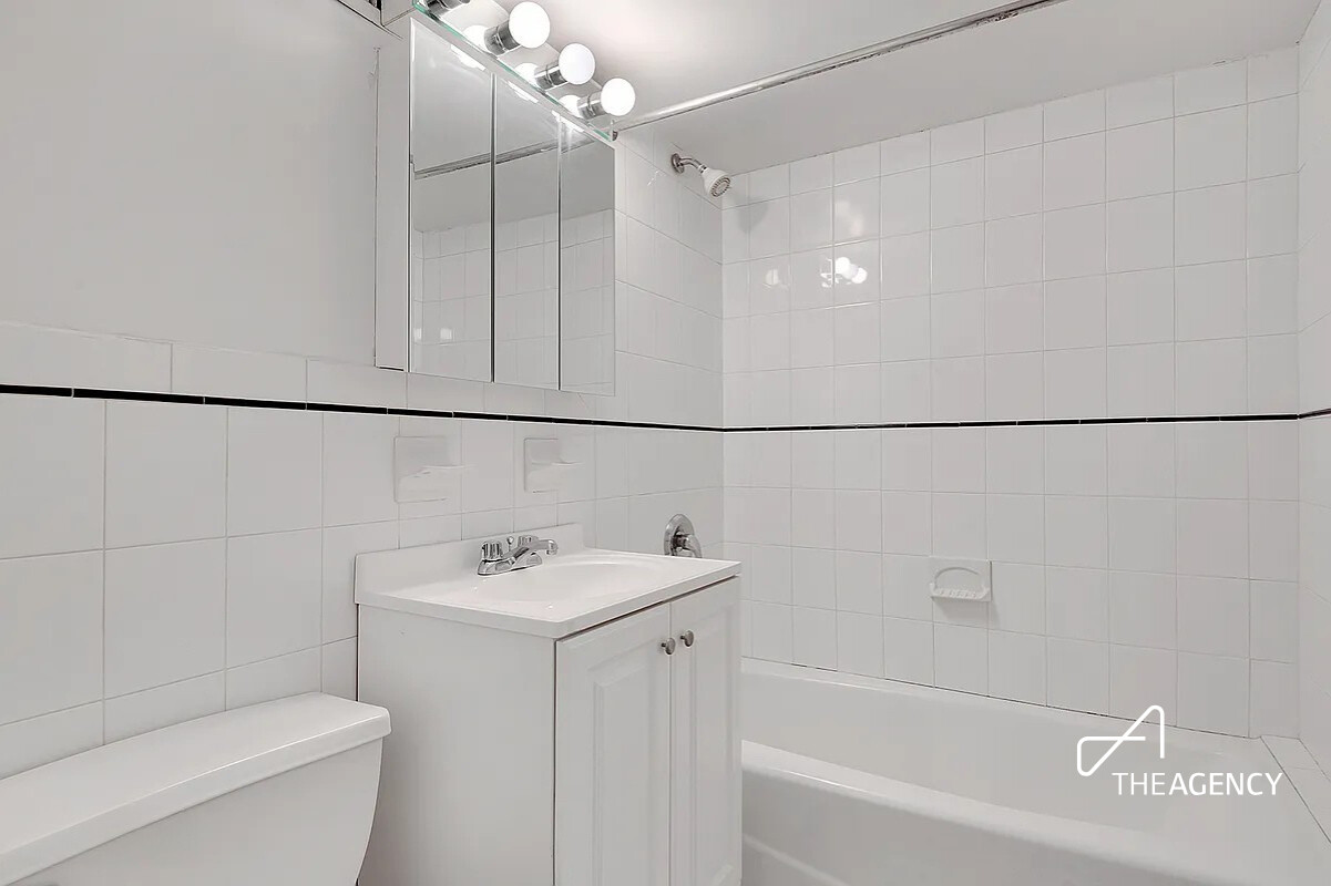 242 West 21st Street A Chelsea New York NY 10011