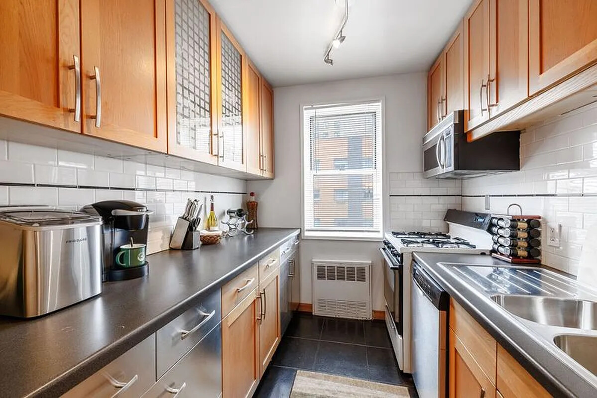 170 West 23rd Street 6N Chelsea New York NY 10011