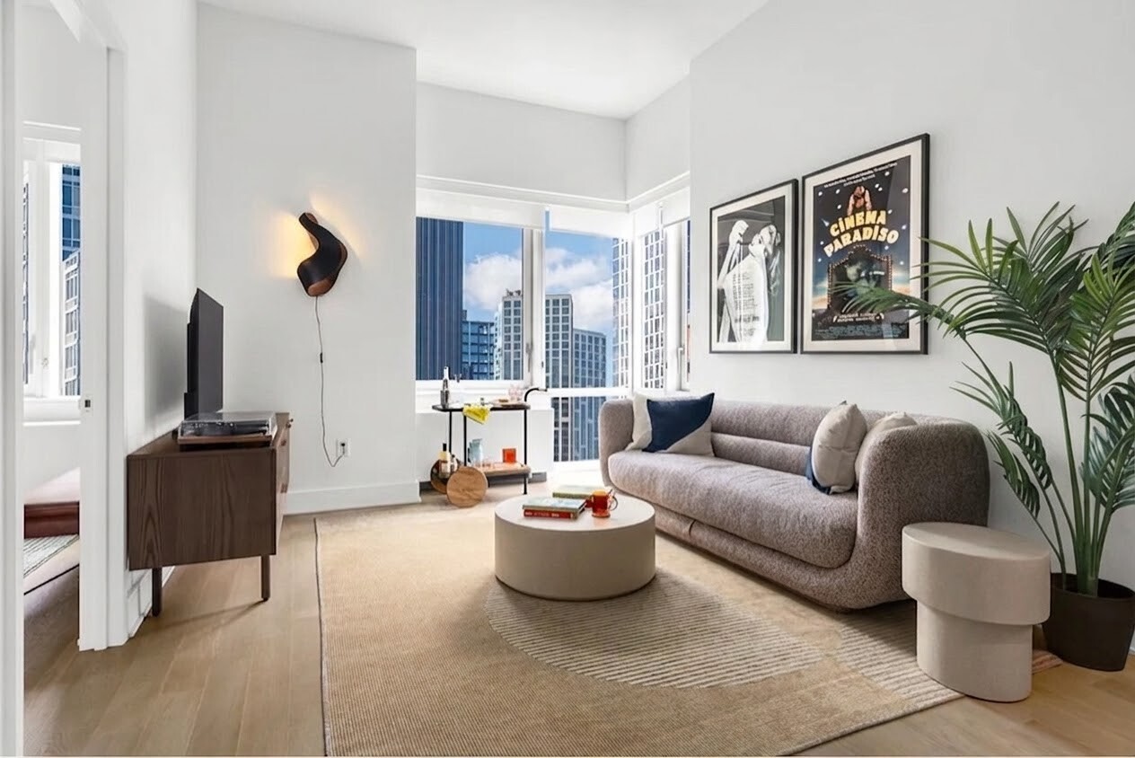 180 Ashland Place 1401 Fort Greene Brooklyn NY 11201
