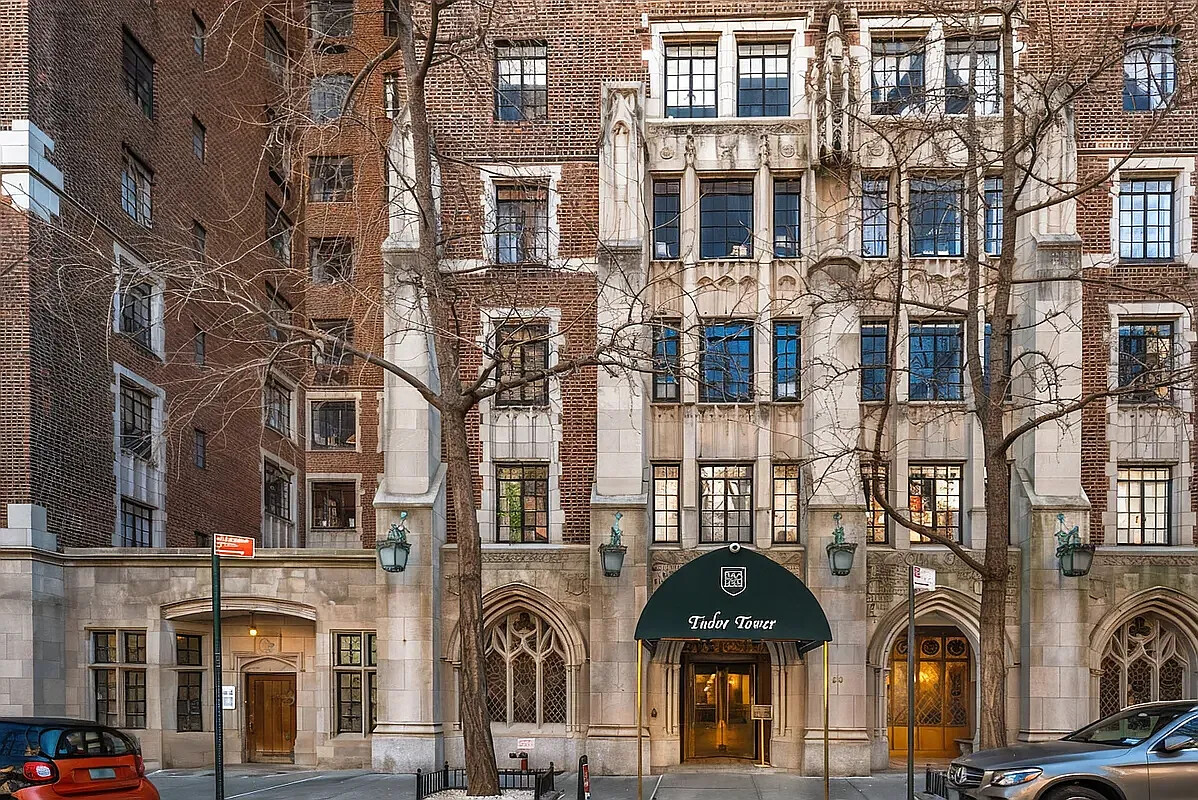 25 Tudor City Place Tudor City New York NY 10017