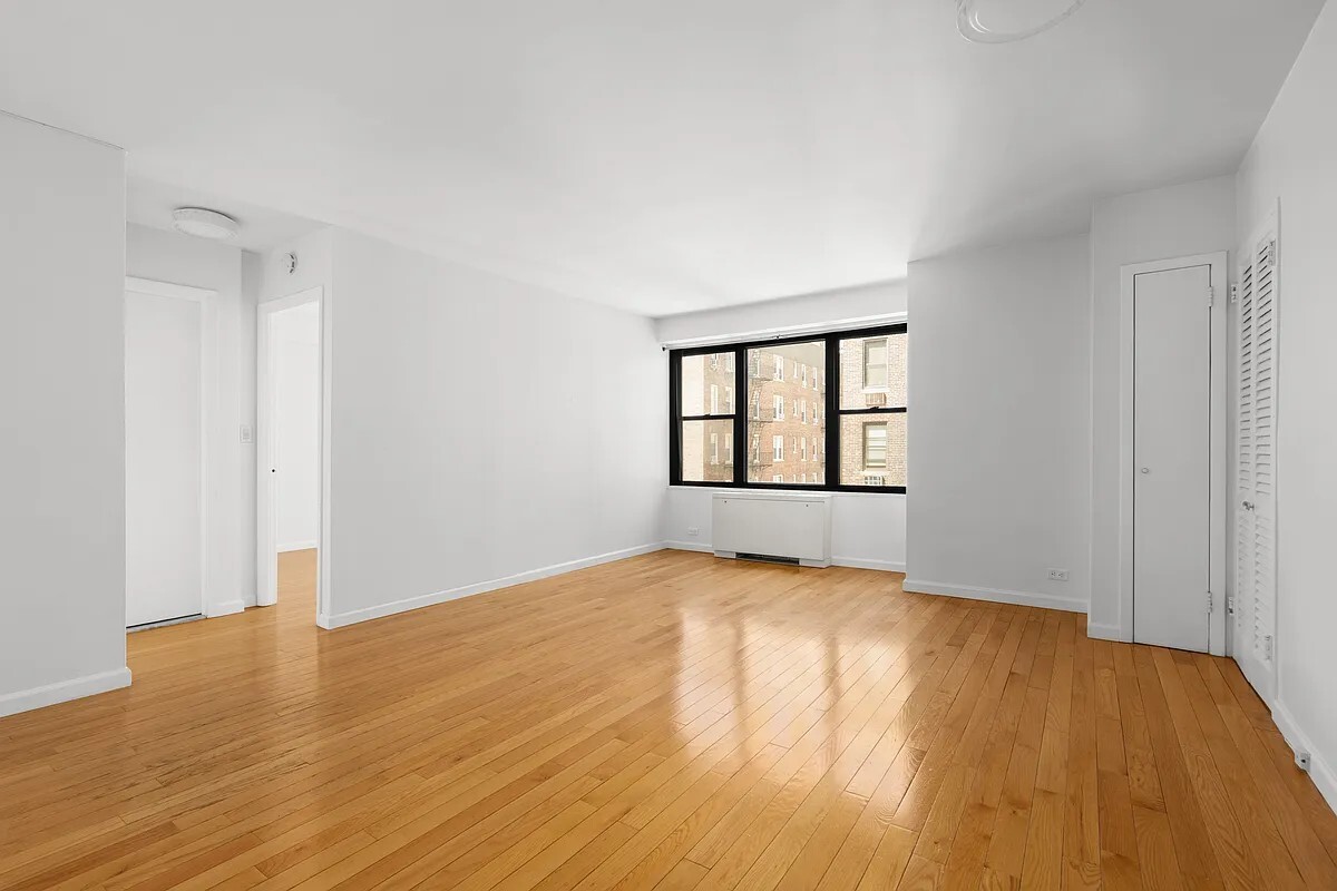 120 East 90th Street Carnegie Hill New York NY 10128