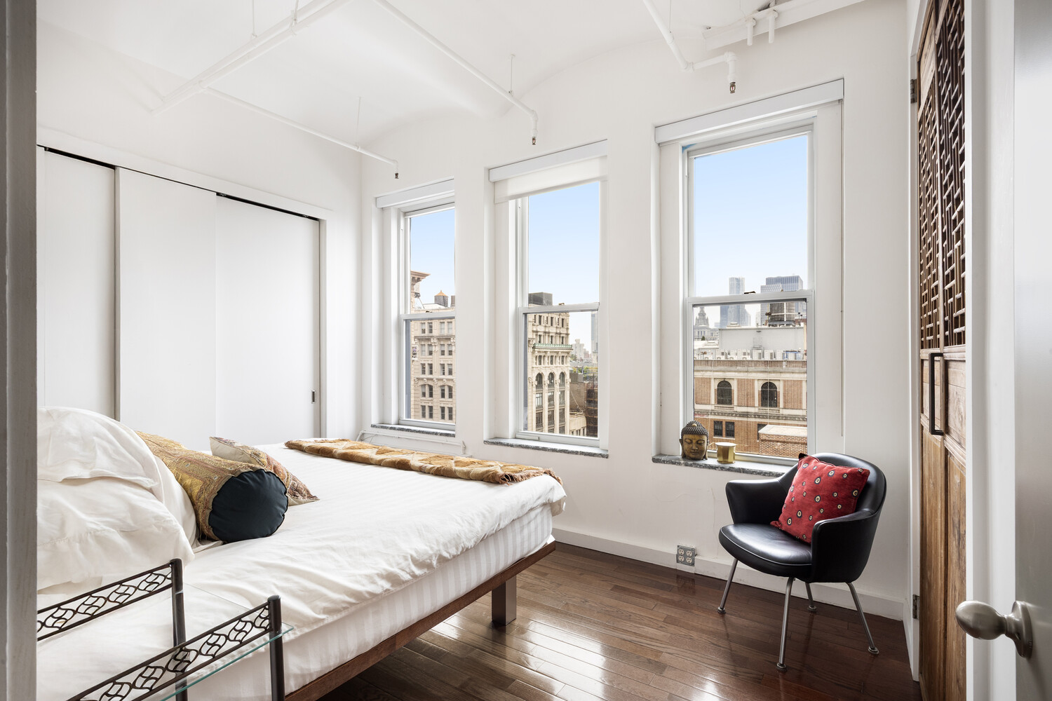 543 Broadway Soho New York NY 10012