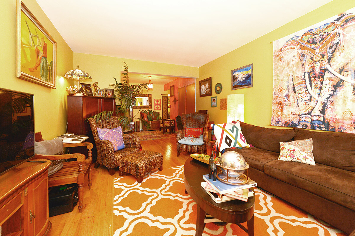 139-12 84th Drive 2F Briarwood Queens NY 11435
