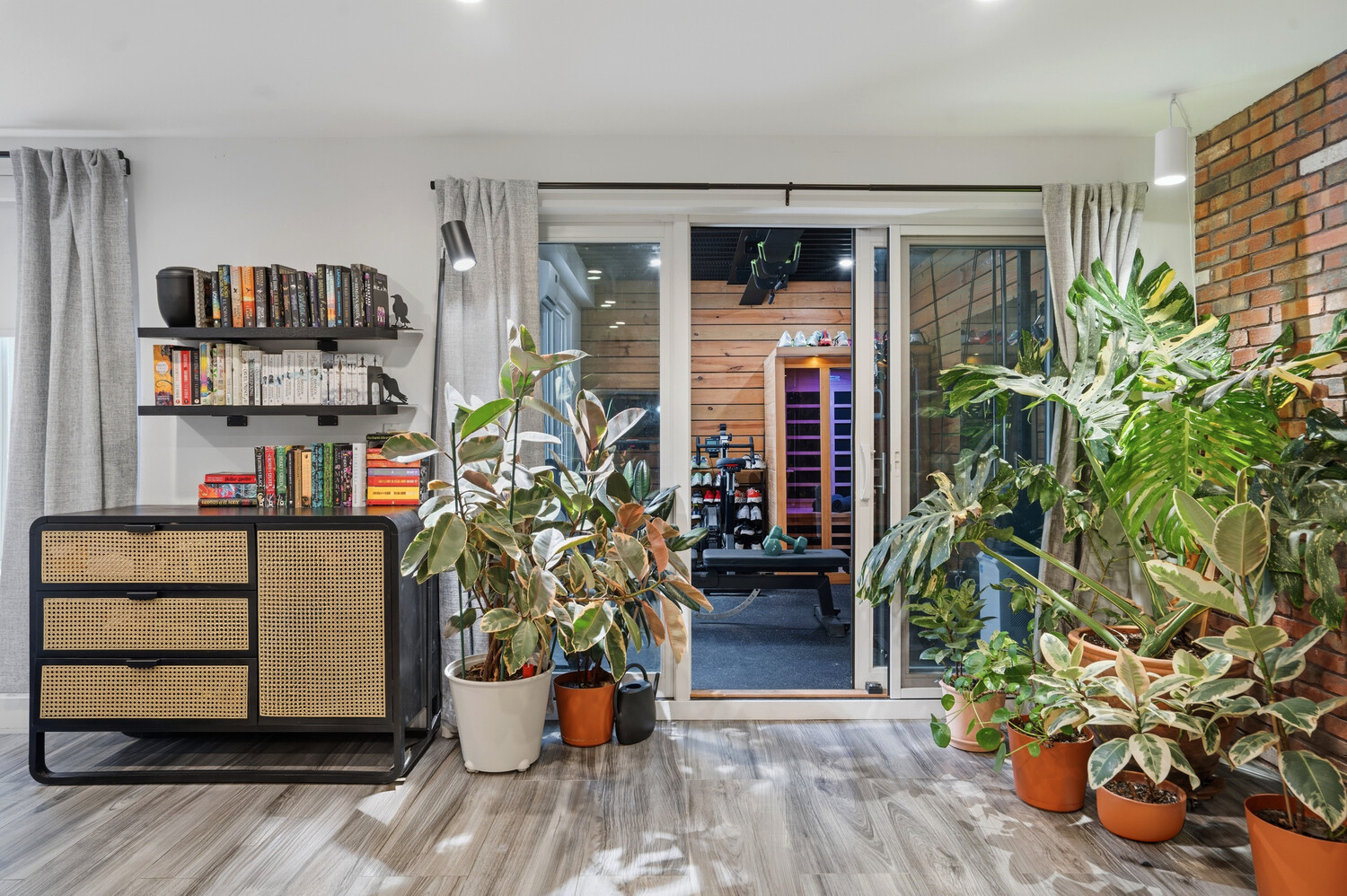 11 Conselyea Street 1B Williamsburg Brooklyn NY 11211