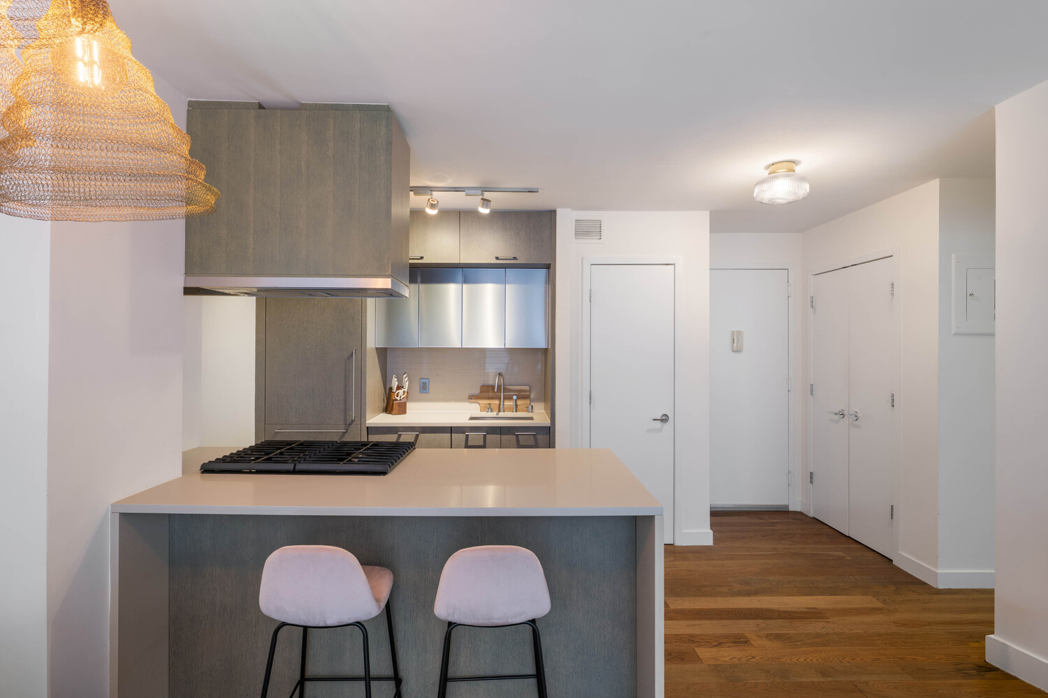 225 Rector Place 3R Battery Park City New York NY 10280