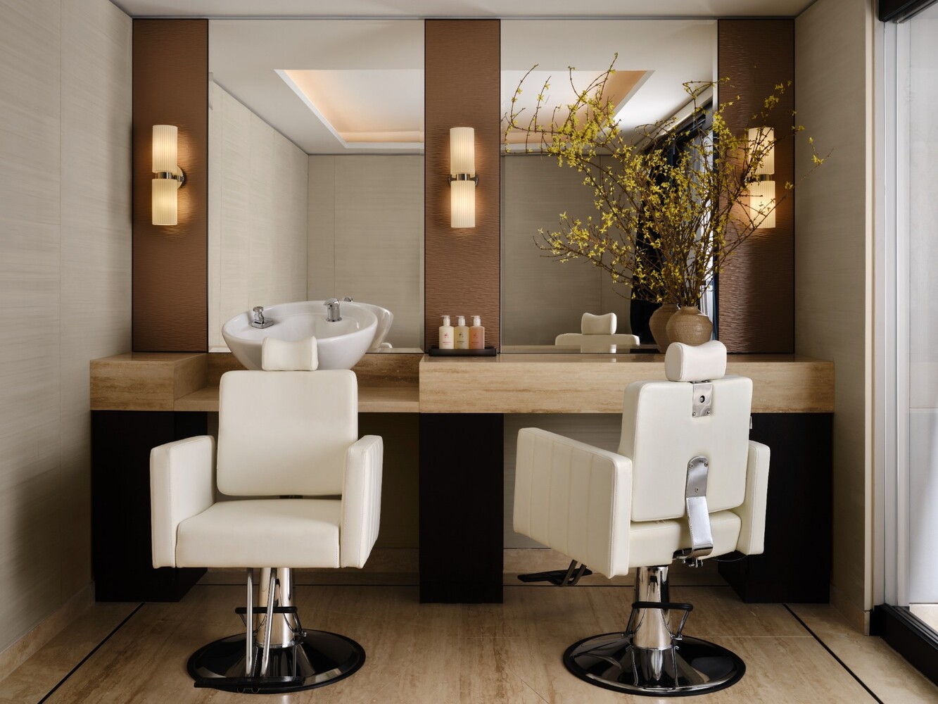 685 Fifth Avenue 22A Midtown East New York NY 10022