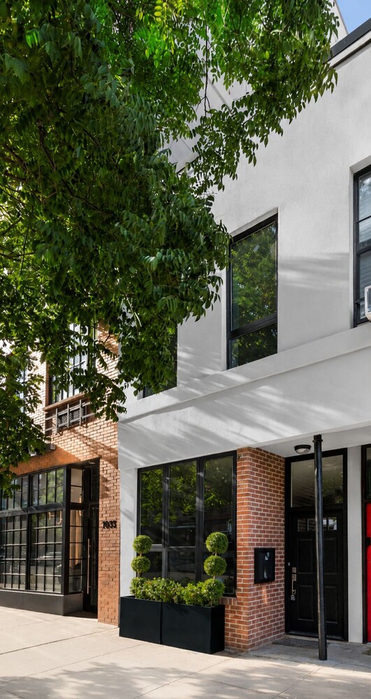 1039 Fulton Street Clinton Hill Brooklyn NY 11238