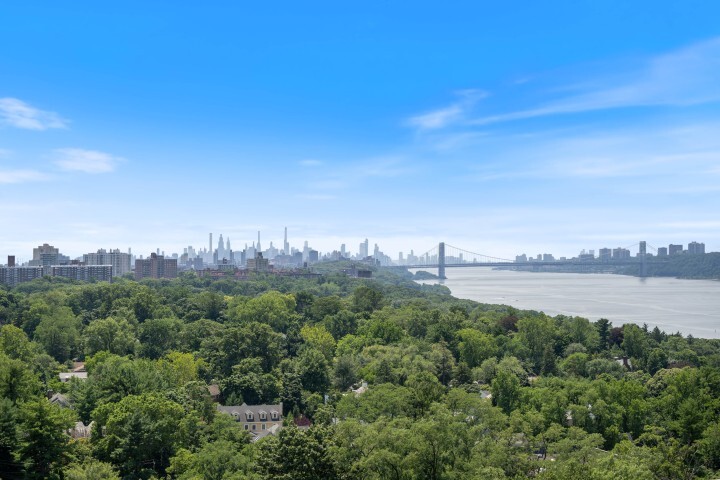 5700 Arlington Avenue 17U Riverdale Bronx NY 10471