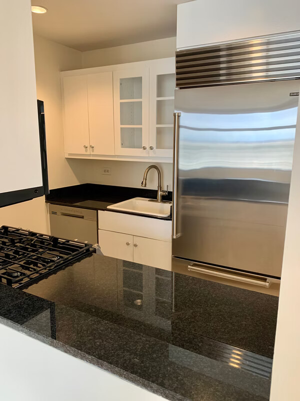 160 West 66th Street 28A Lincoln Square New York NY 10023