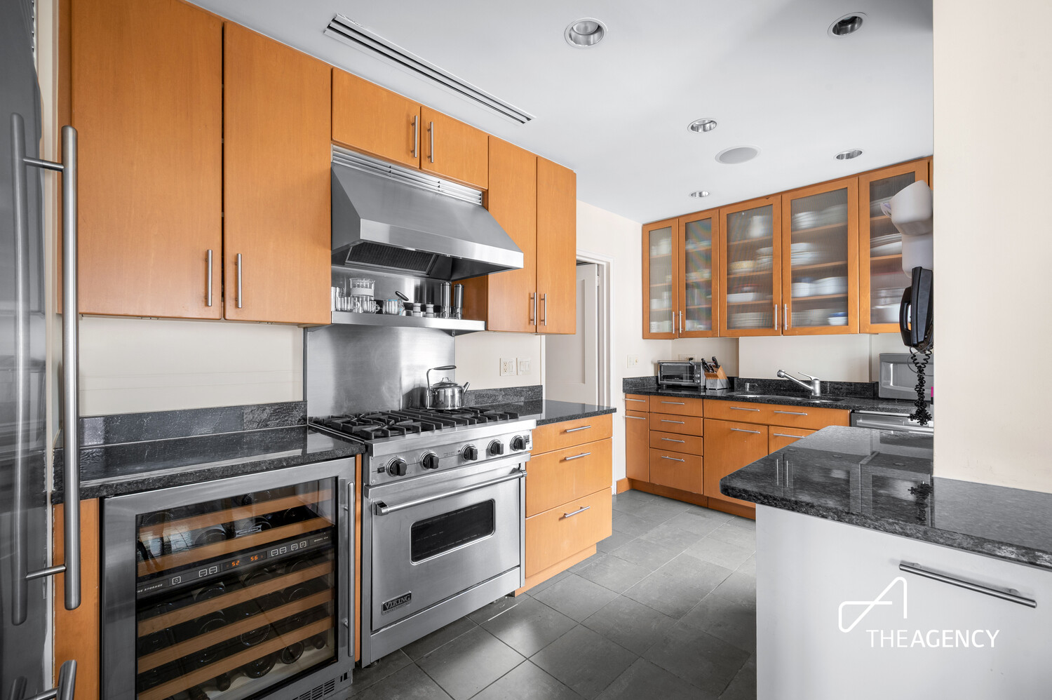605 Park Avenue 15D Upper East Side New York NY 10065