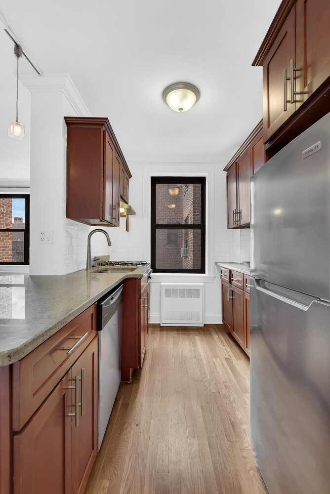 269 Bennett Avenue 7H Washington Heights New York NY 10040