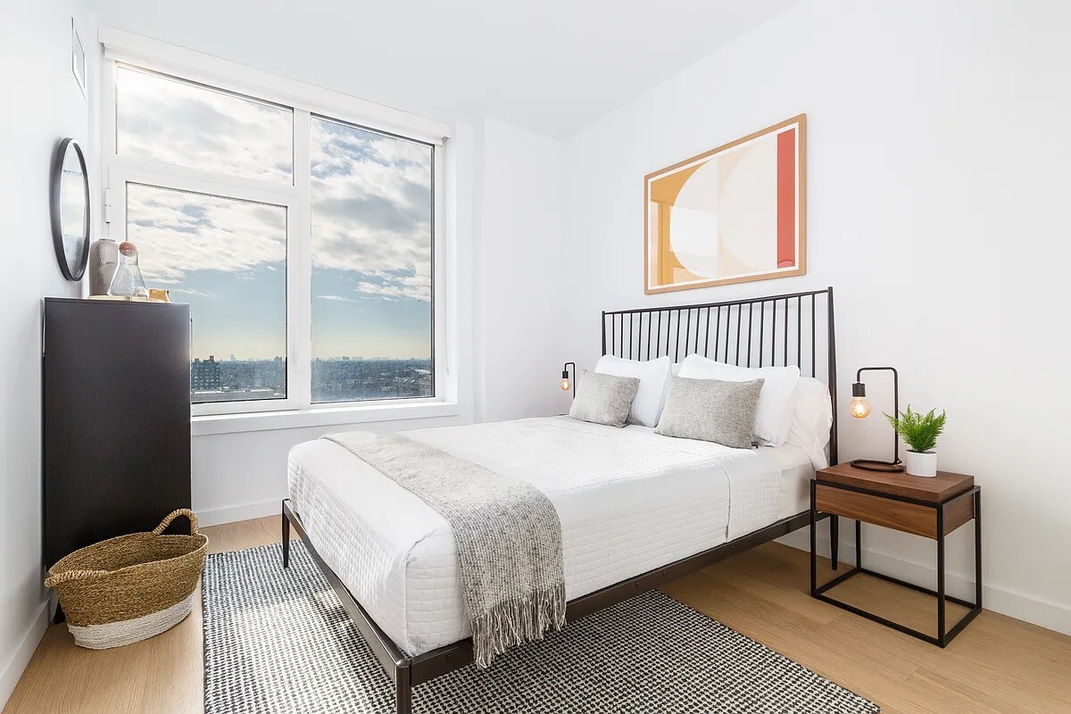 123 Linden Blvd. 17Y Flatbush Brooklyn NY 11226