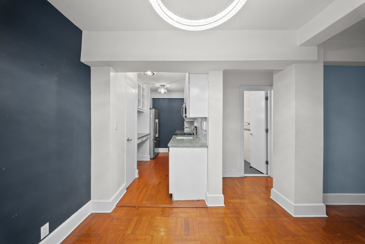 315 East 69th Street 4L Upper East Side New York NY 10021