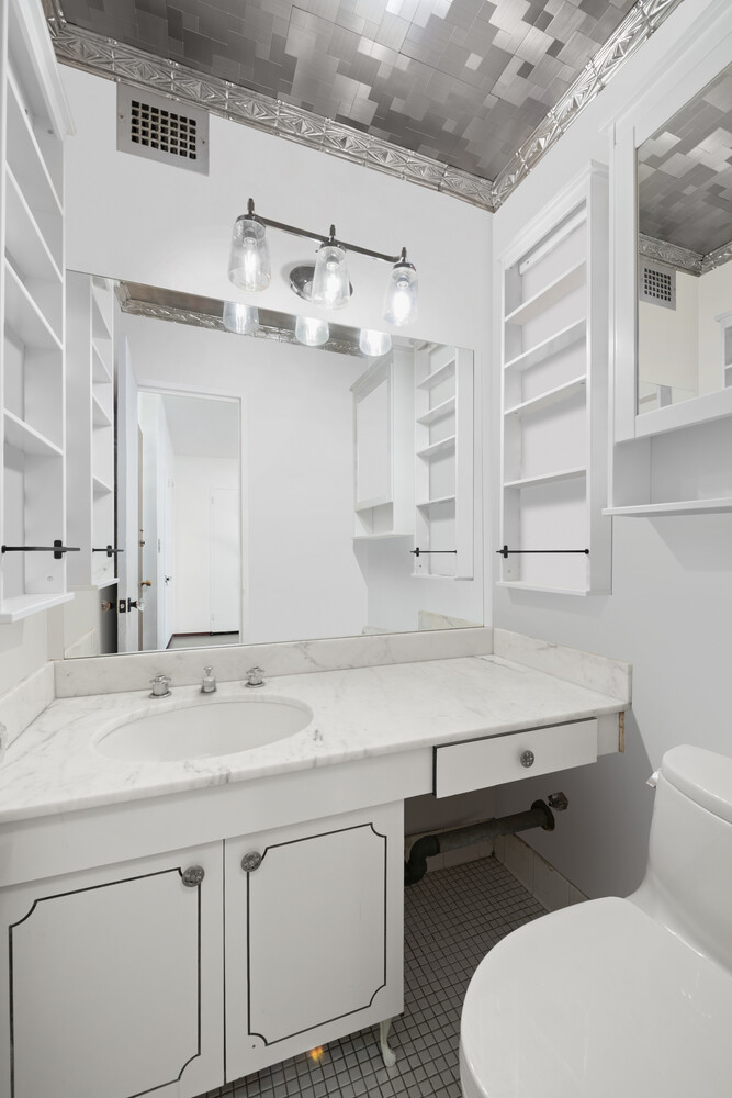 303 East 57th Street 14J Sutton Place New York NY 10022