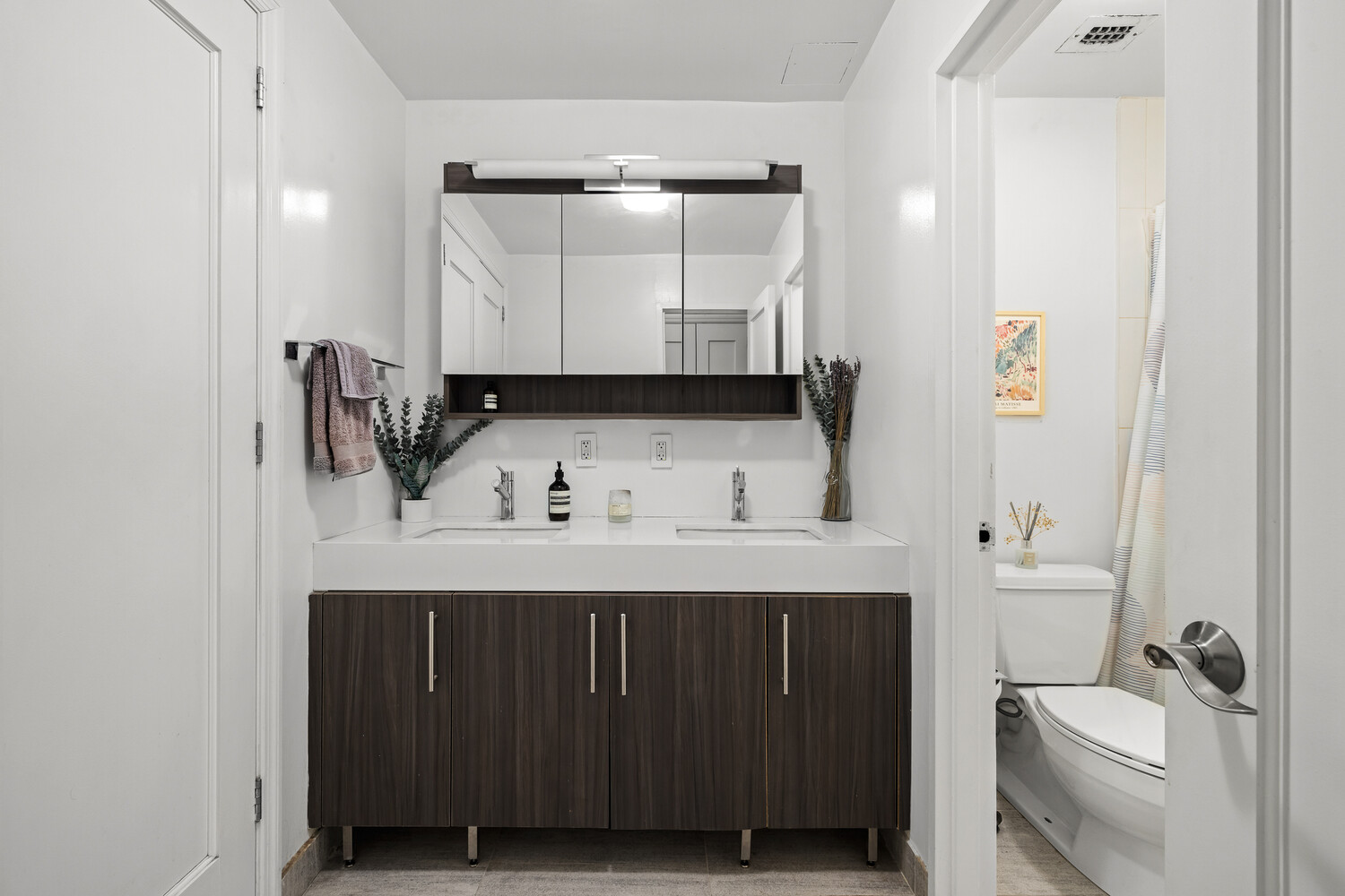 310 East 46th Street 3T Turtle Bay New York NY 10017