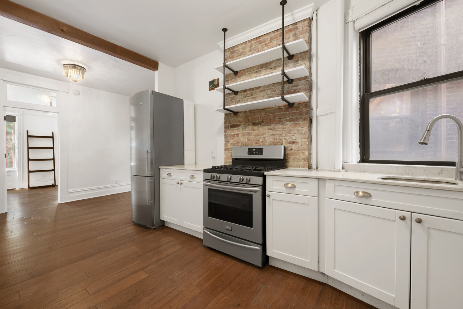 715 Ninth Avenue Clinton New York NY 10019