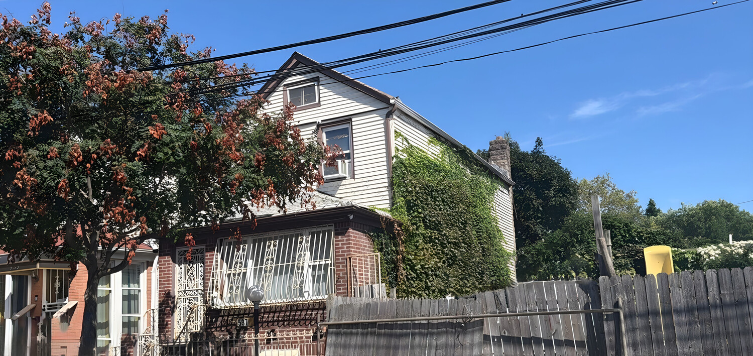 537 East 39th Street Farragut Brooklyn NY 11203