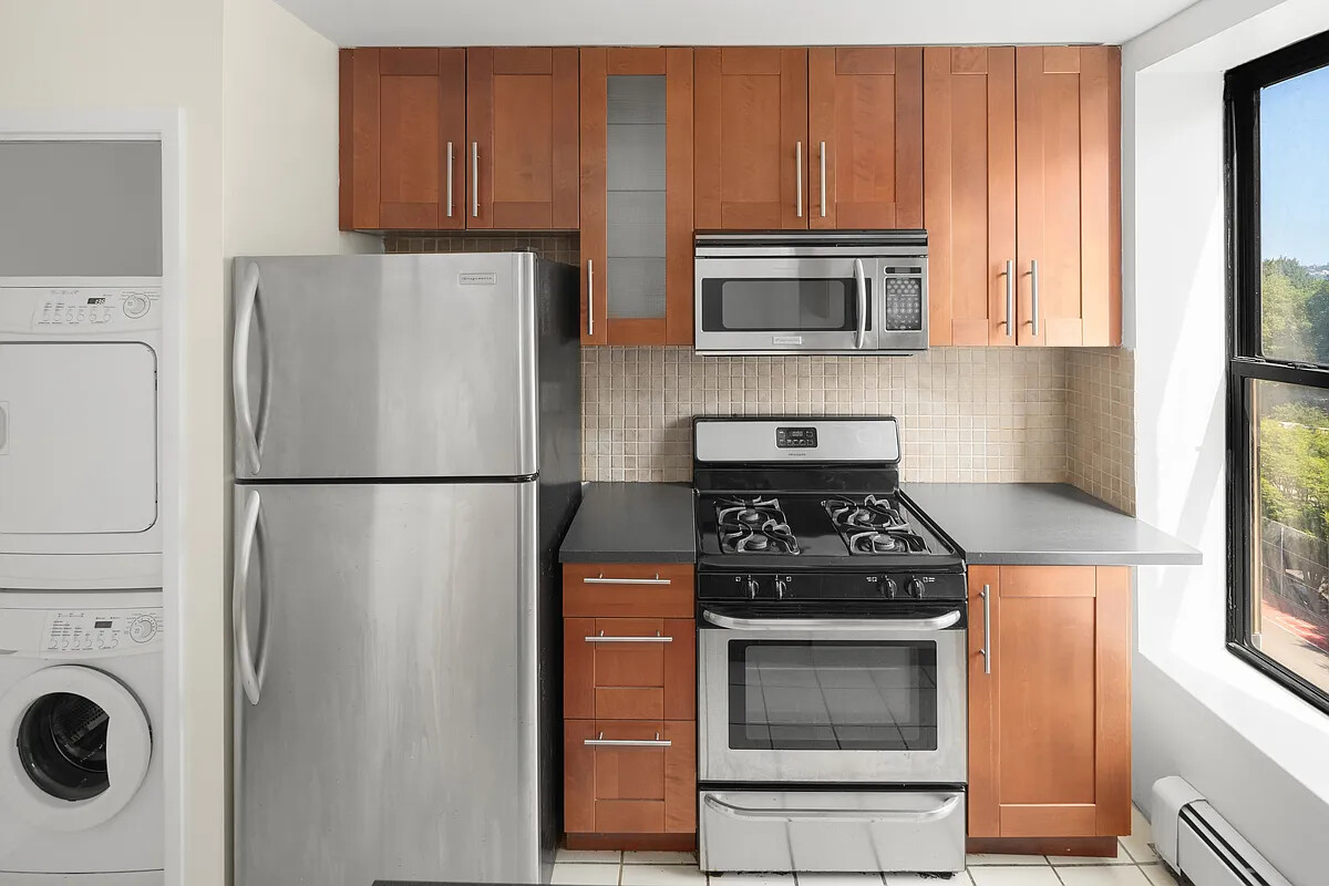 317 West 95th Street Upper West Side New York NY 10025