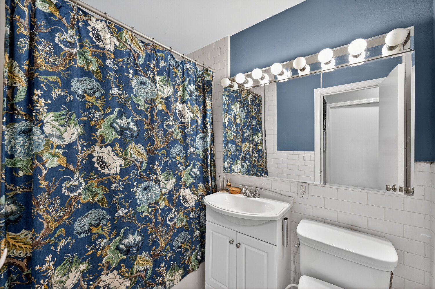 201 East 28th Street 14M Kips Bay New York NY 10016