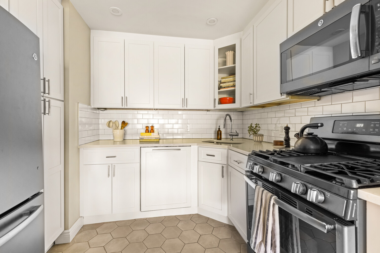 207 Prospect Park Southwest 3C Windsor Terrace Brooklyn NY 11218