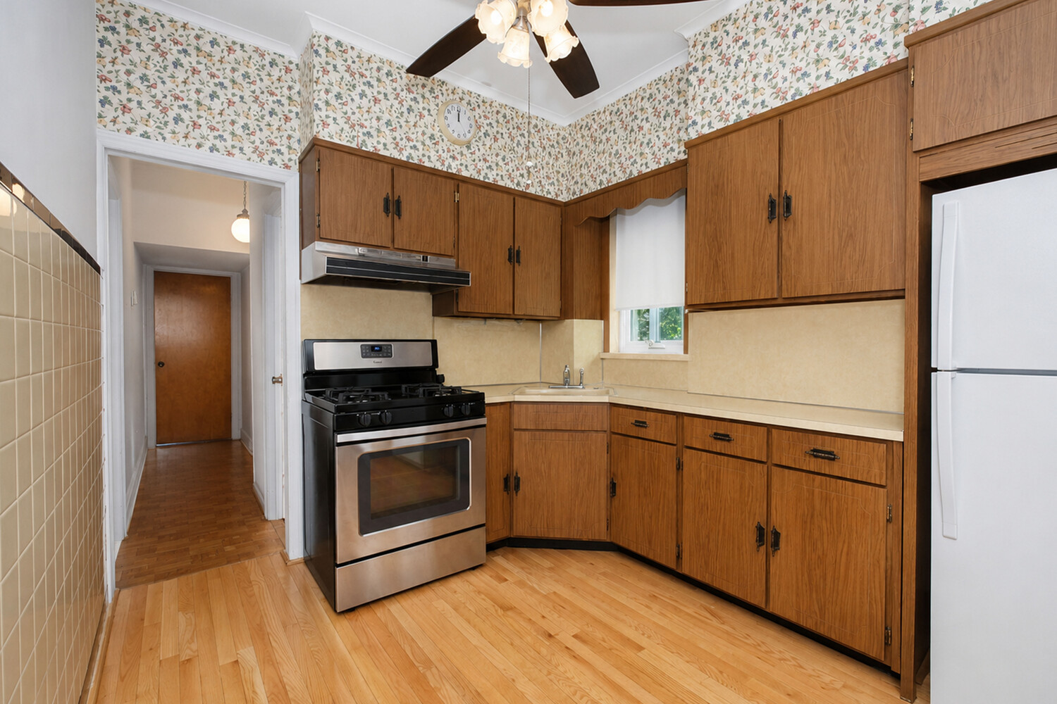 180 Stanley Avenue Tompkinsville Staten Island NY 10301
