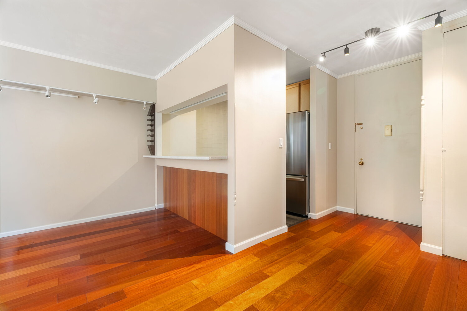350 West 50th Street 2B Clinton New York NY 10019