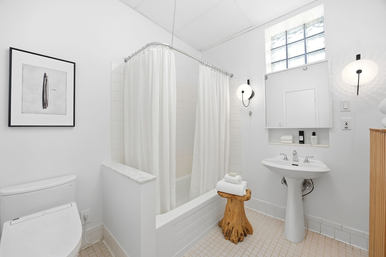 95 Reade Street 4S Tribeca New York NY 10007