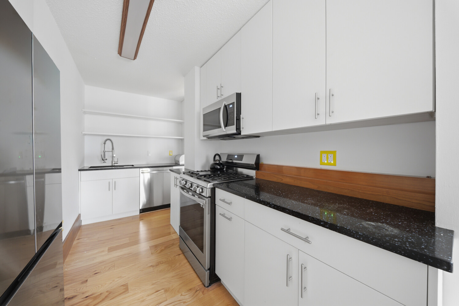 299 Pearl Street 5E Seaport District New York NY 10038