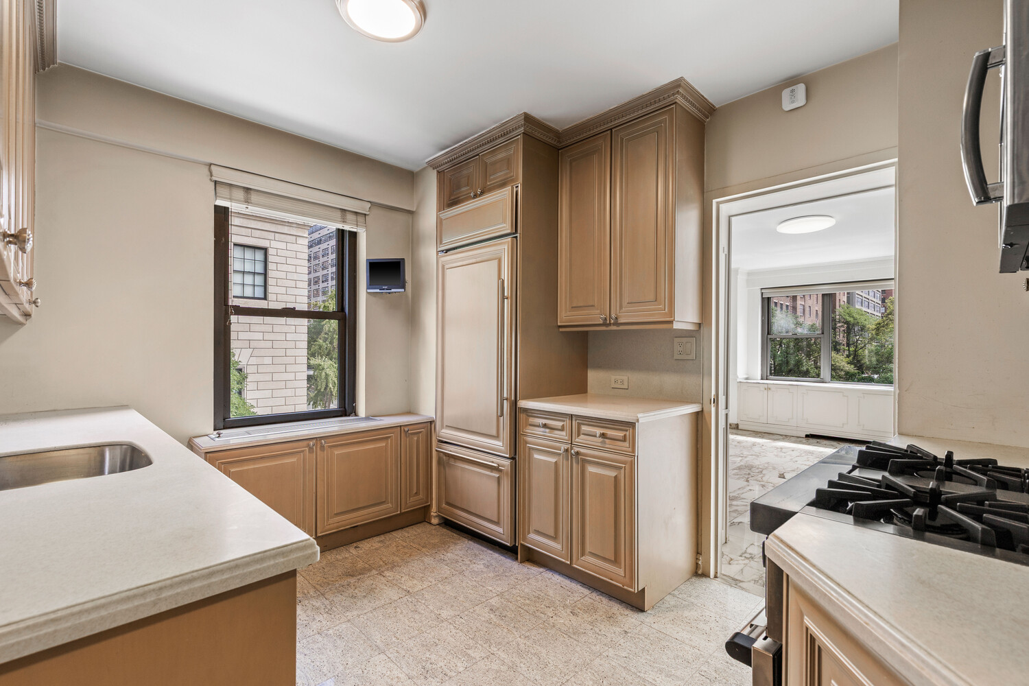 650 Park Avenue 4D Upper East Side New York NY 10065