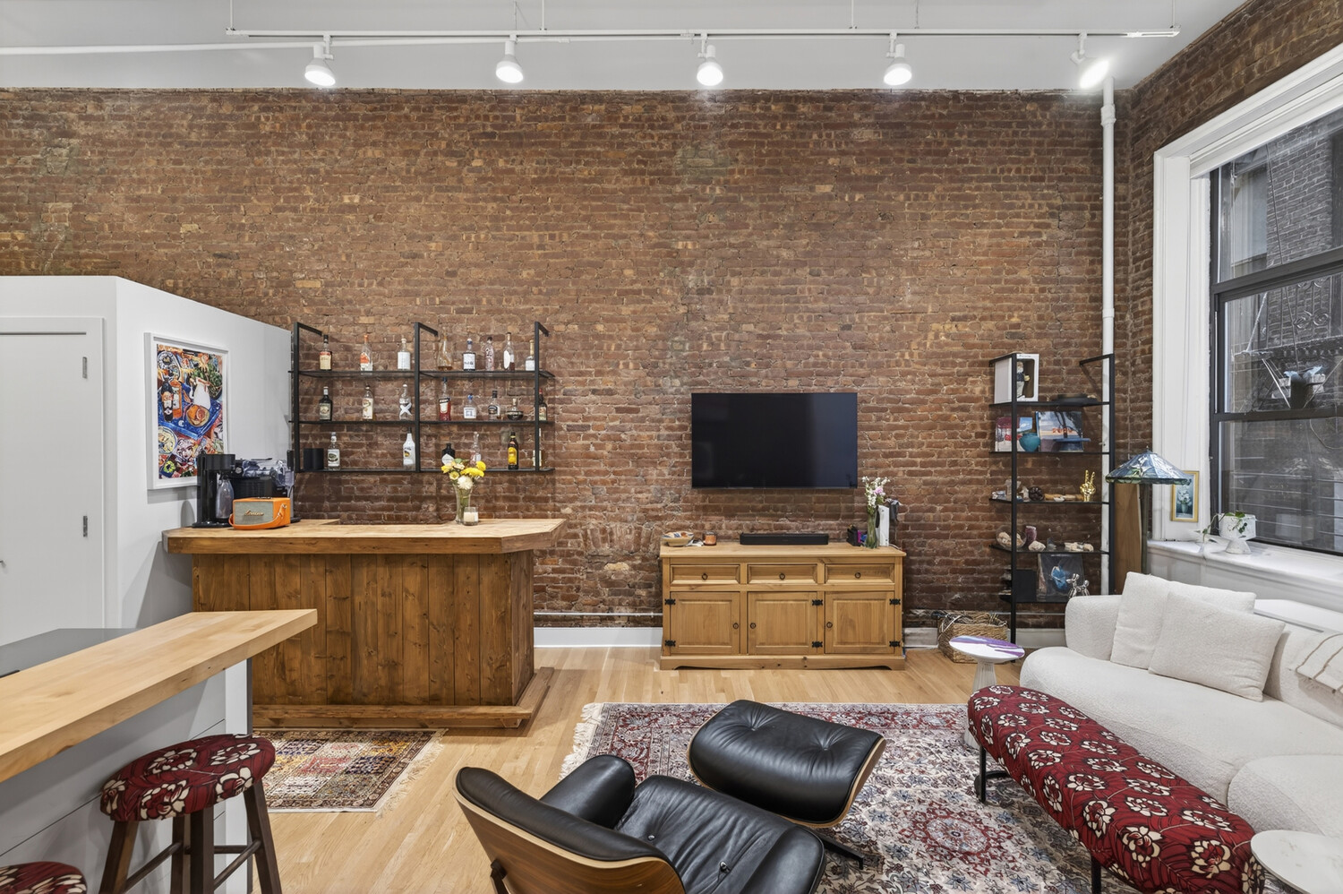 74 Reade Street 2ER Tribeca New York NY 10007