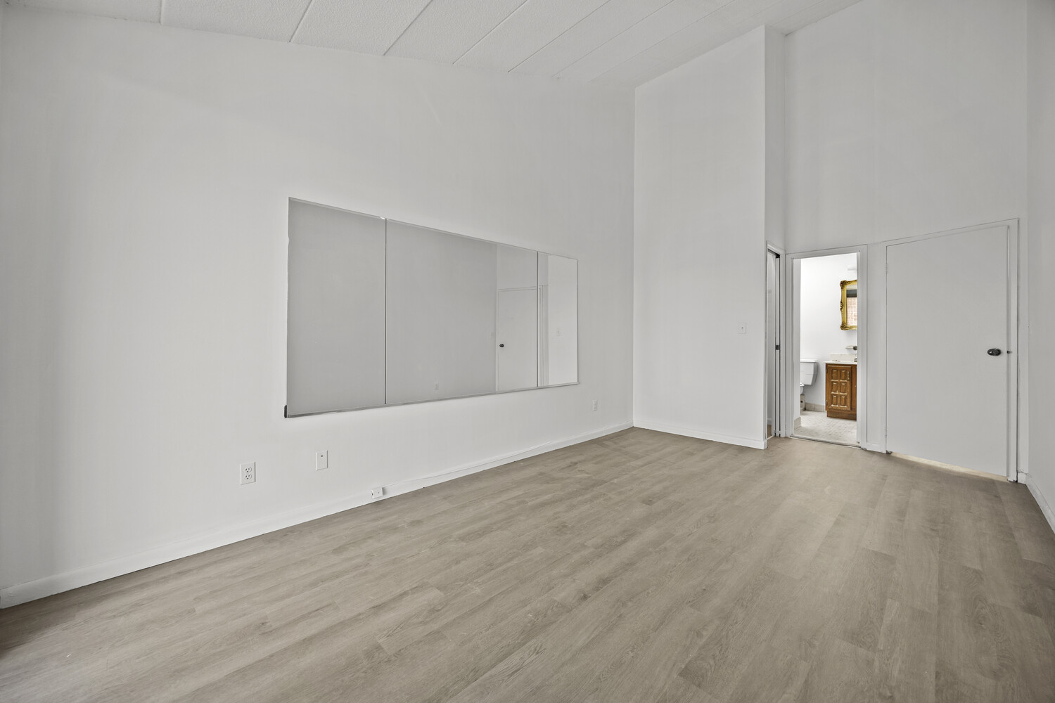 10106 4th Avenue 26E Fort Hamilton Brooklyn NY 11209