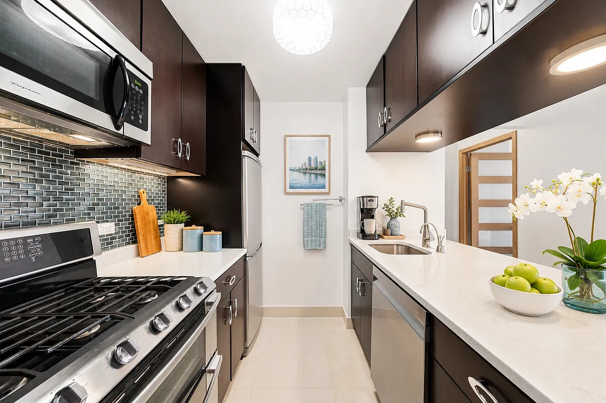 200 Rector Place 35N Battery Park City New York NY 10280
