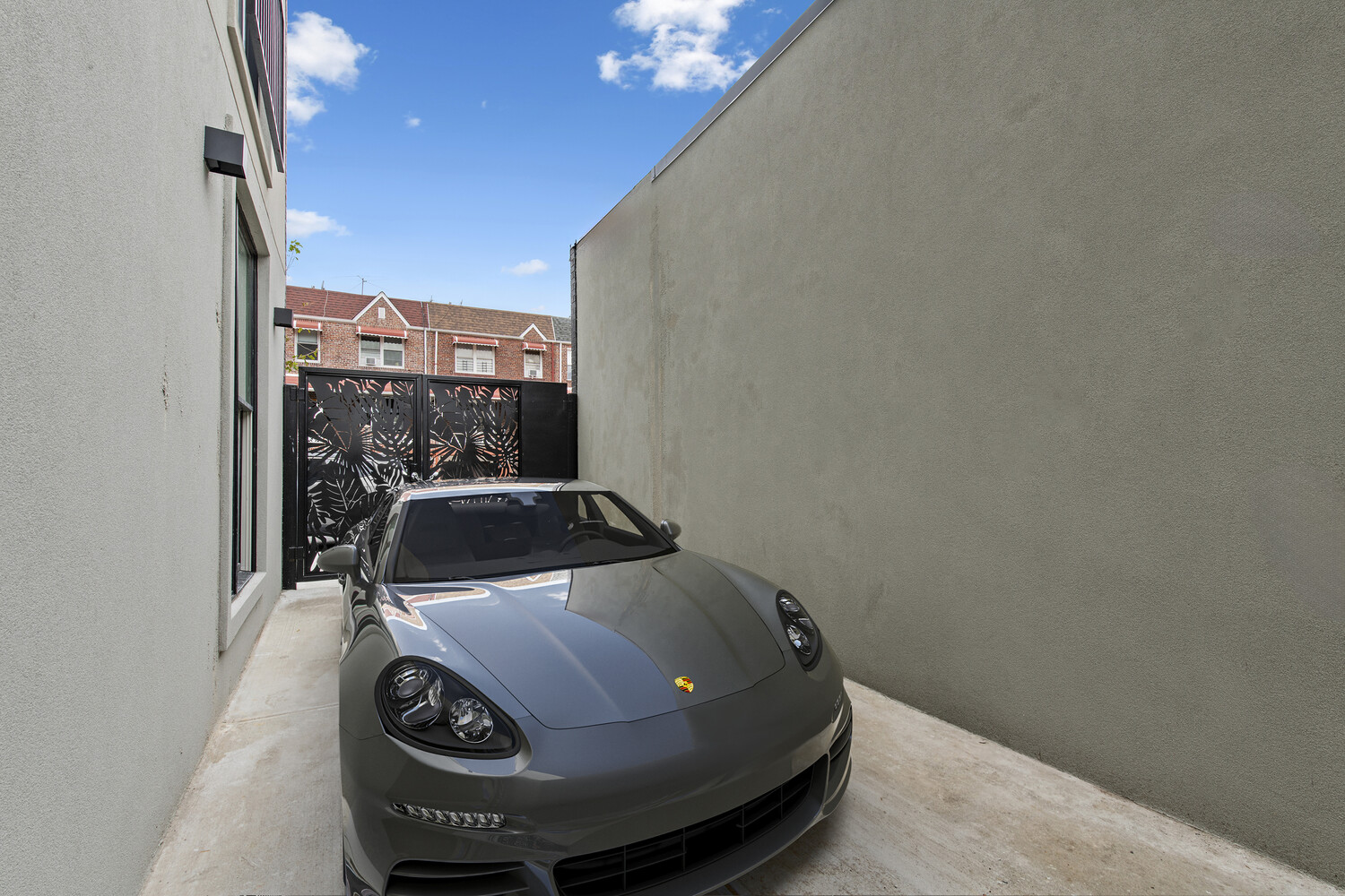 831 Knickerbocker Avenue 1R Bushwick Brooklyn NY 11237