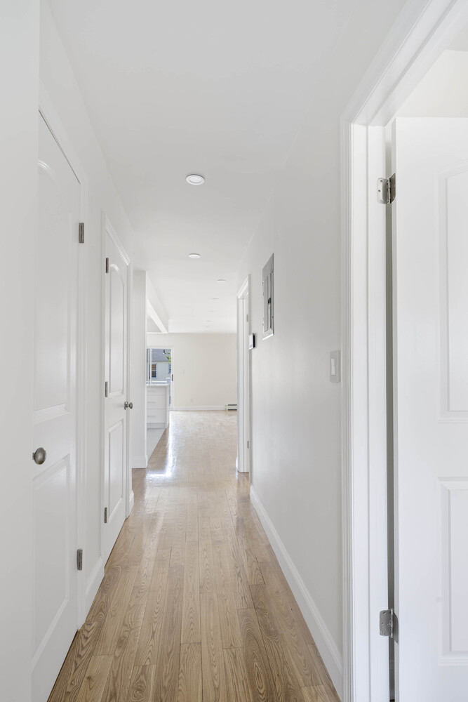 58-28 84th Street 2 Middle Village Queens NY 11379